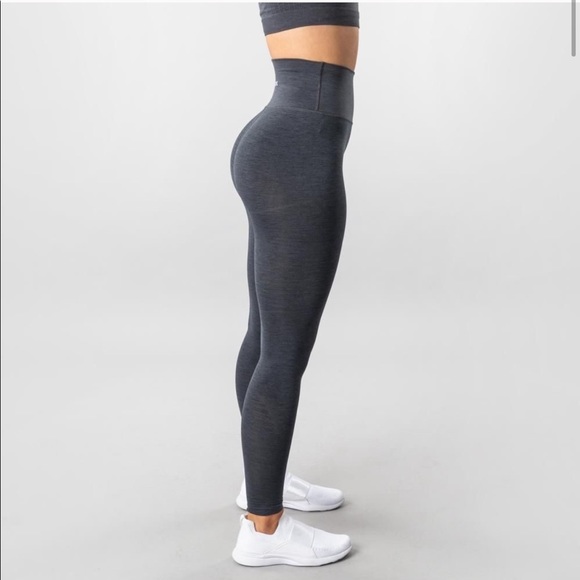 Alphalete Pants - Alphalete seamless OG revival leggings